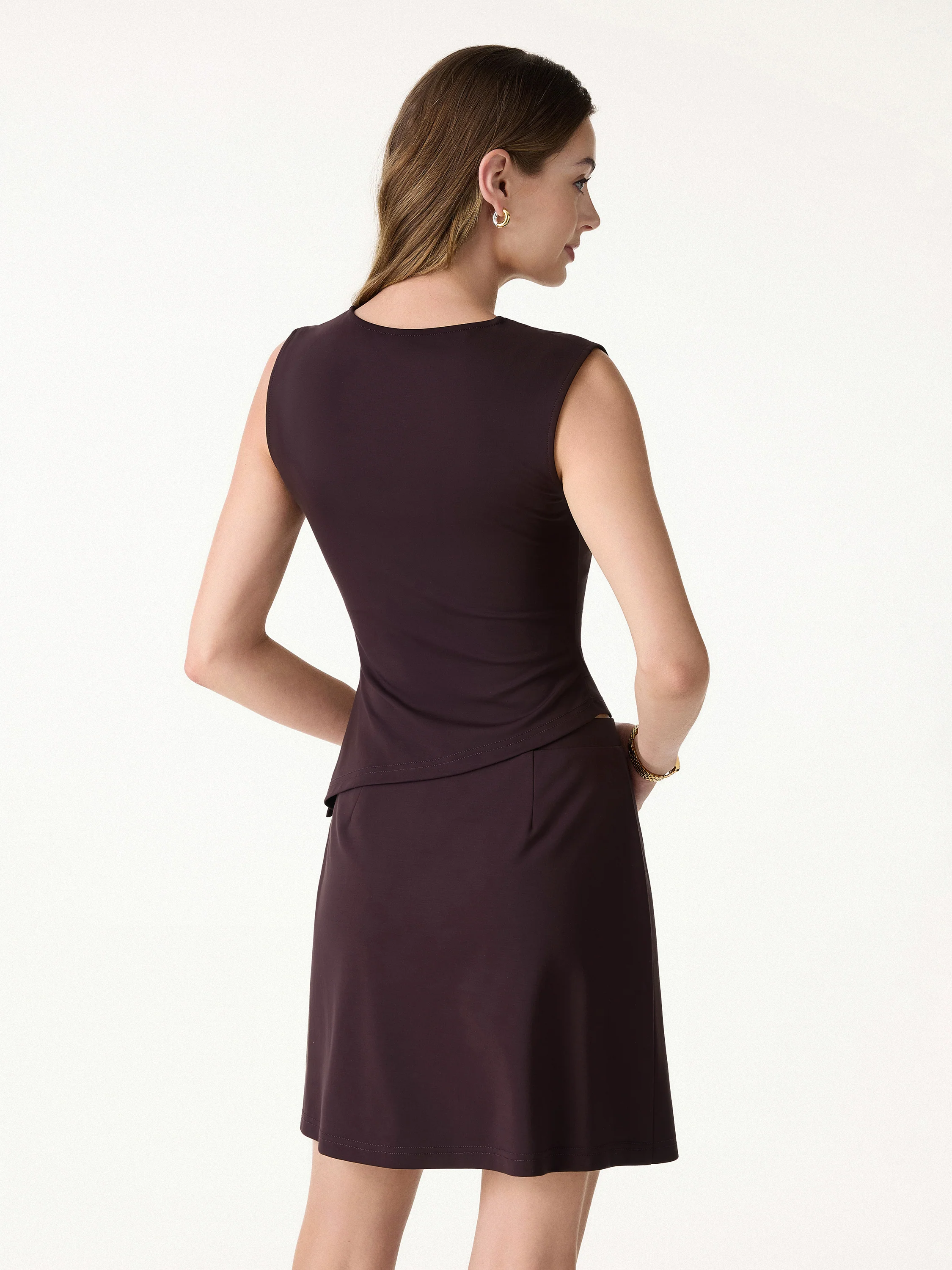 Effortless Wide Shoulder Tucked Asymmetrical Hem Sleeveless Top - Image 8
