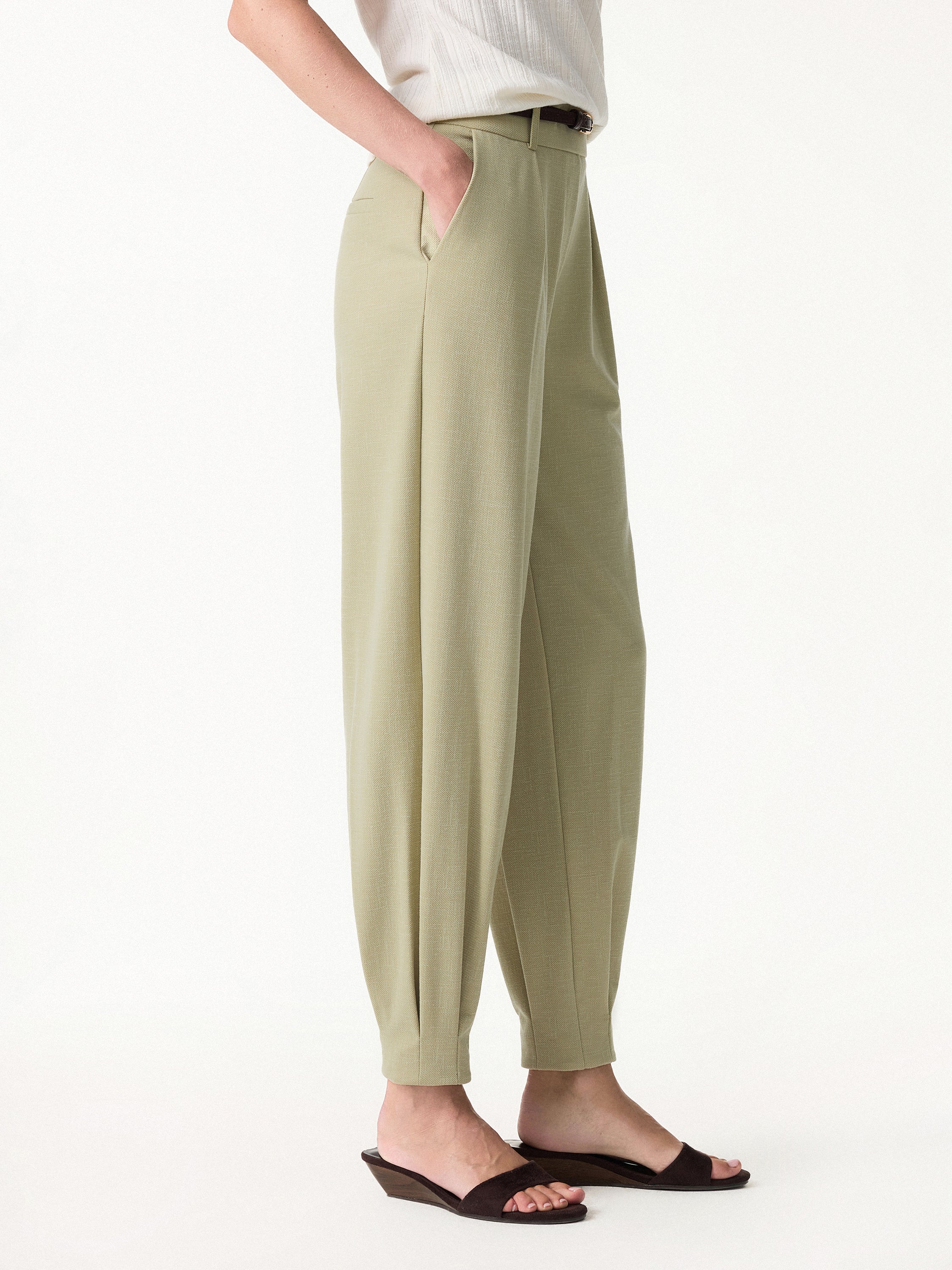 2Pcs Set V-neck Bra Tank & Tapered Pant - Image 10
