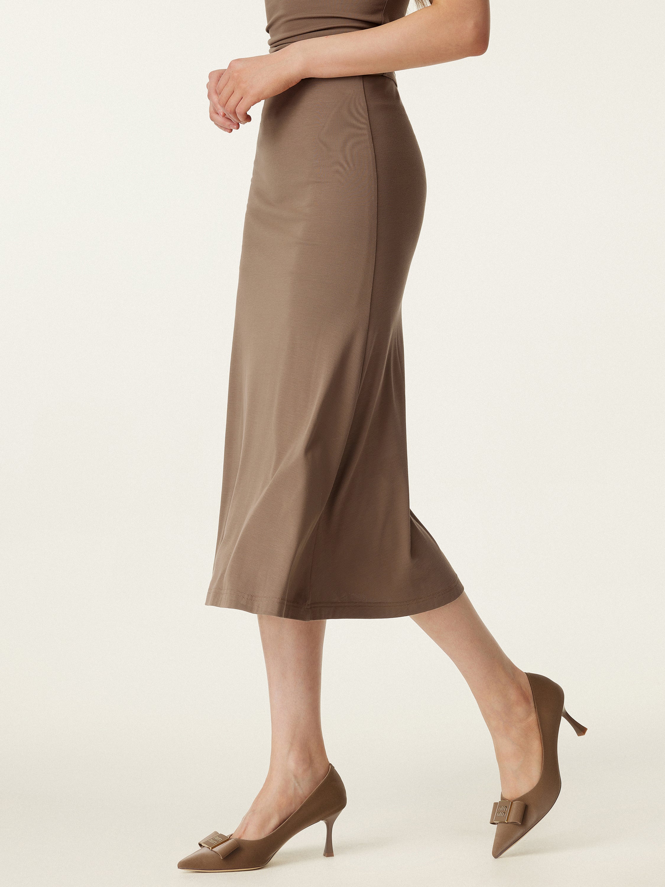 2Pcs Set V-neck Cap Sleeve Bra Tee & Pull-on Mermaid Midi Skirt - Image 10