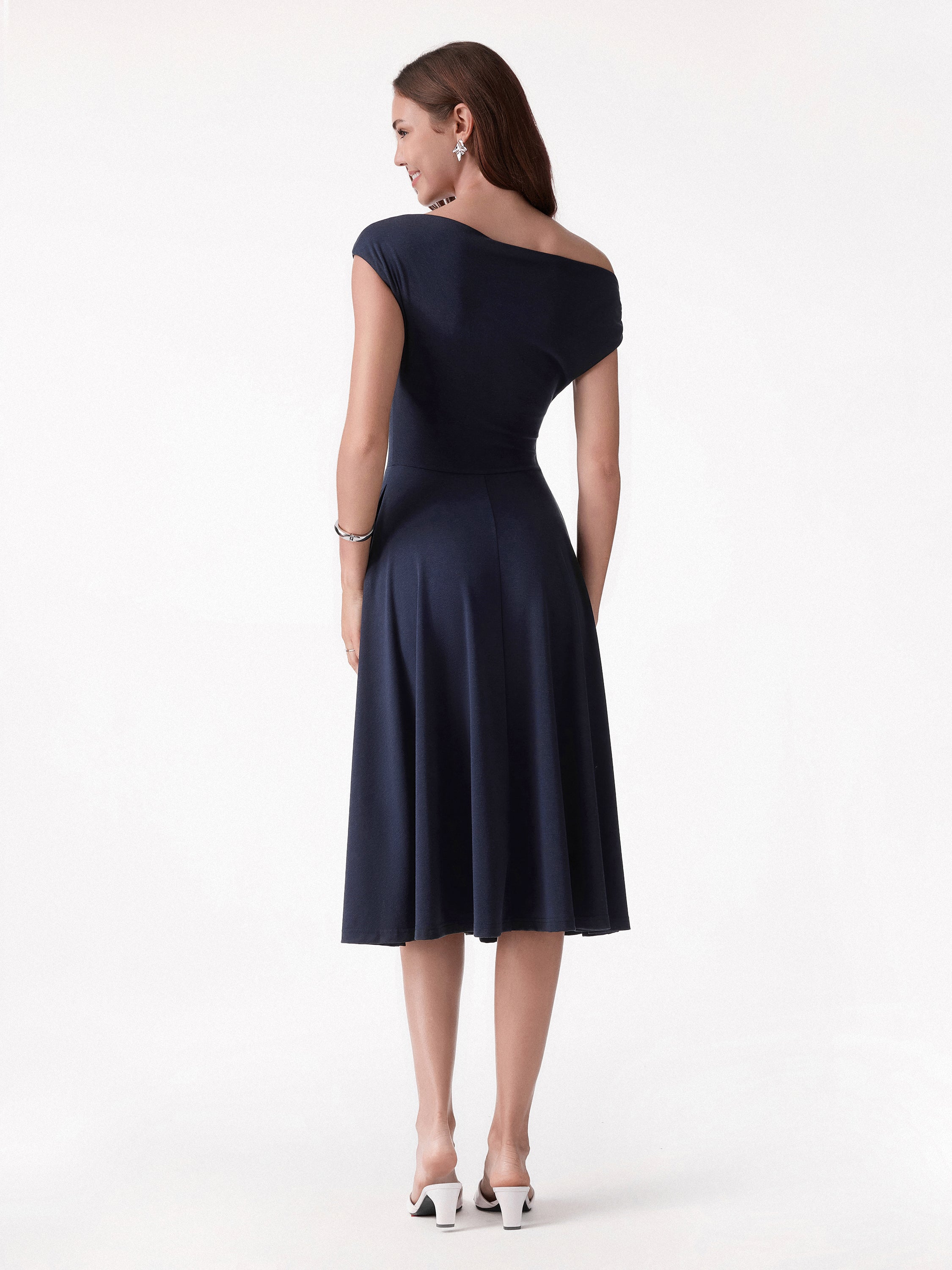 Asymmetrical Shoulder Tucked Midi Bra Dress with Pockets - Image 7