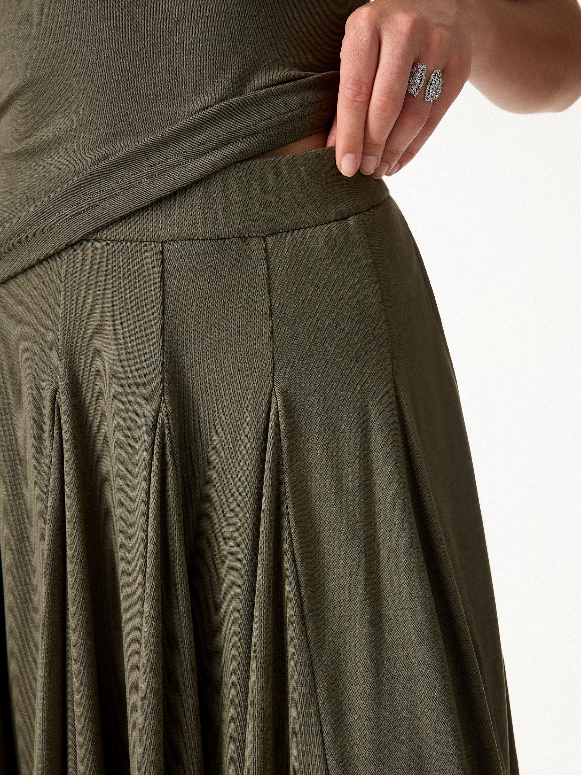 CoolTouch Godet Hem Knee-Length Flare Skirt - Image 2