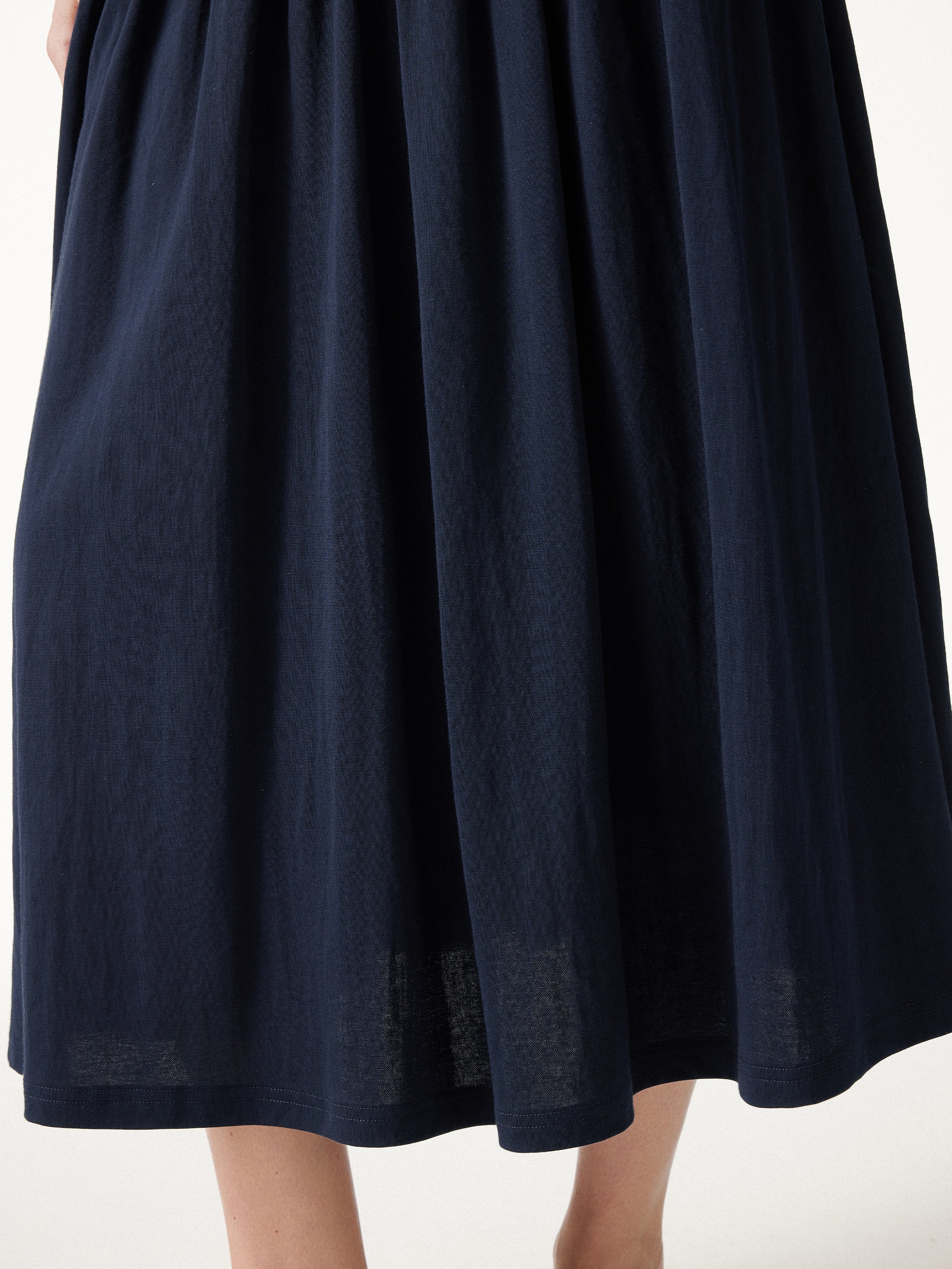 Cotton-Linen Gathered Midi Skirt with Pockets - Image 6