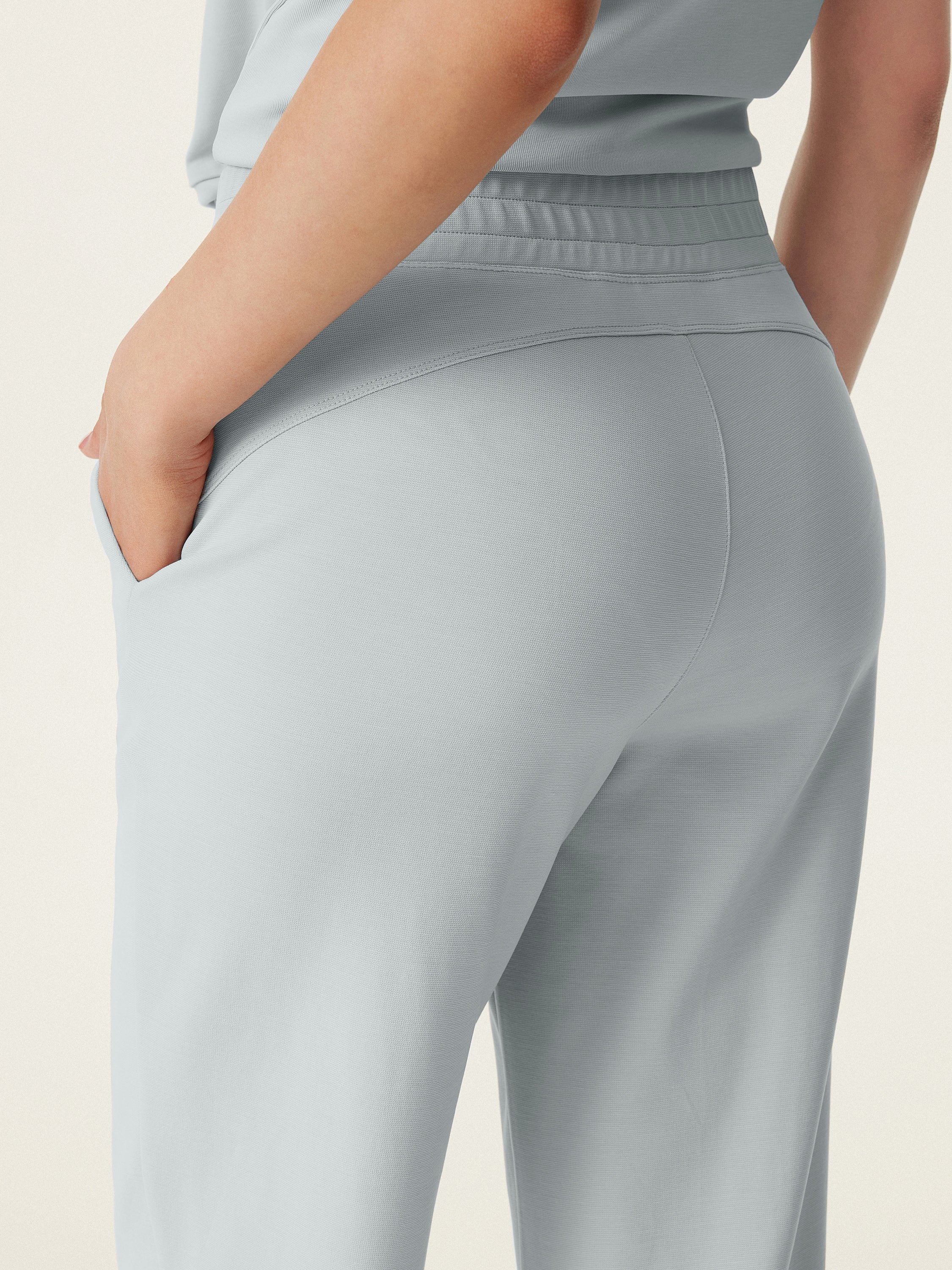 Mid Rise Pull-on Tapered Pant with Pockets - Image 7