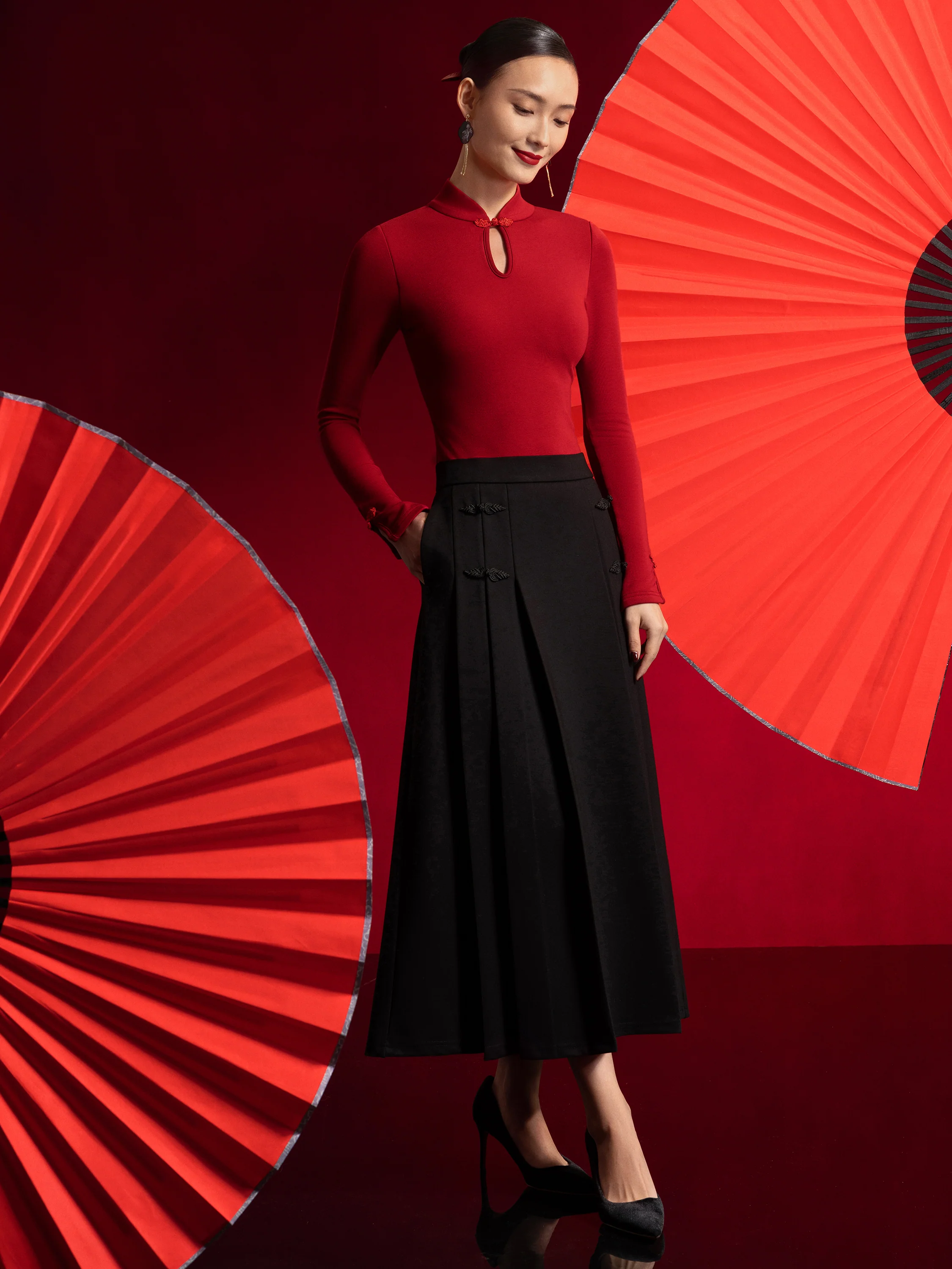 Pleated Frog Button Decor Midi A-line Skirt Limited Edition - Image 4