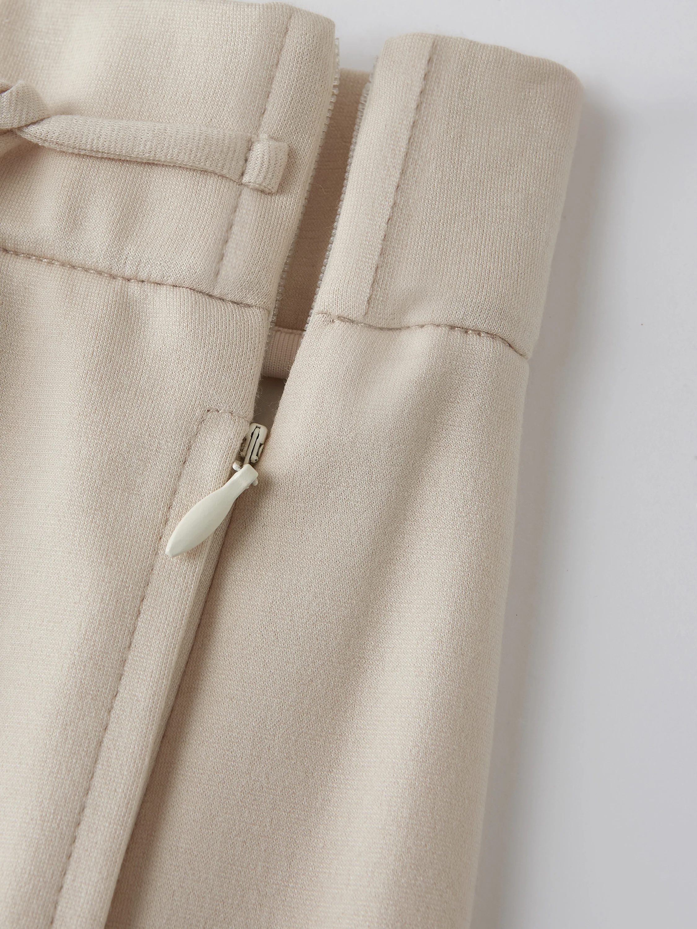 Summer Ponte Drawstring Shorts with Pockets - Image 10